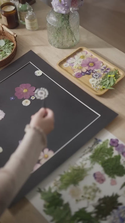 A MIDSUMMER NIGHTS DREAM