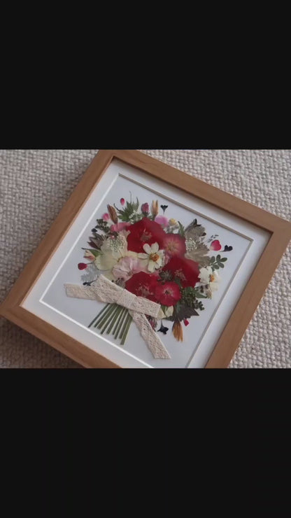 8 x 8 FLOWER BOUQUET - RED